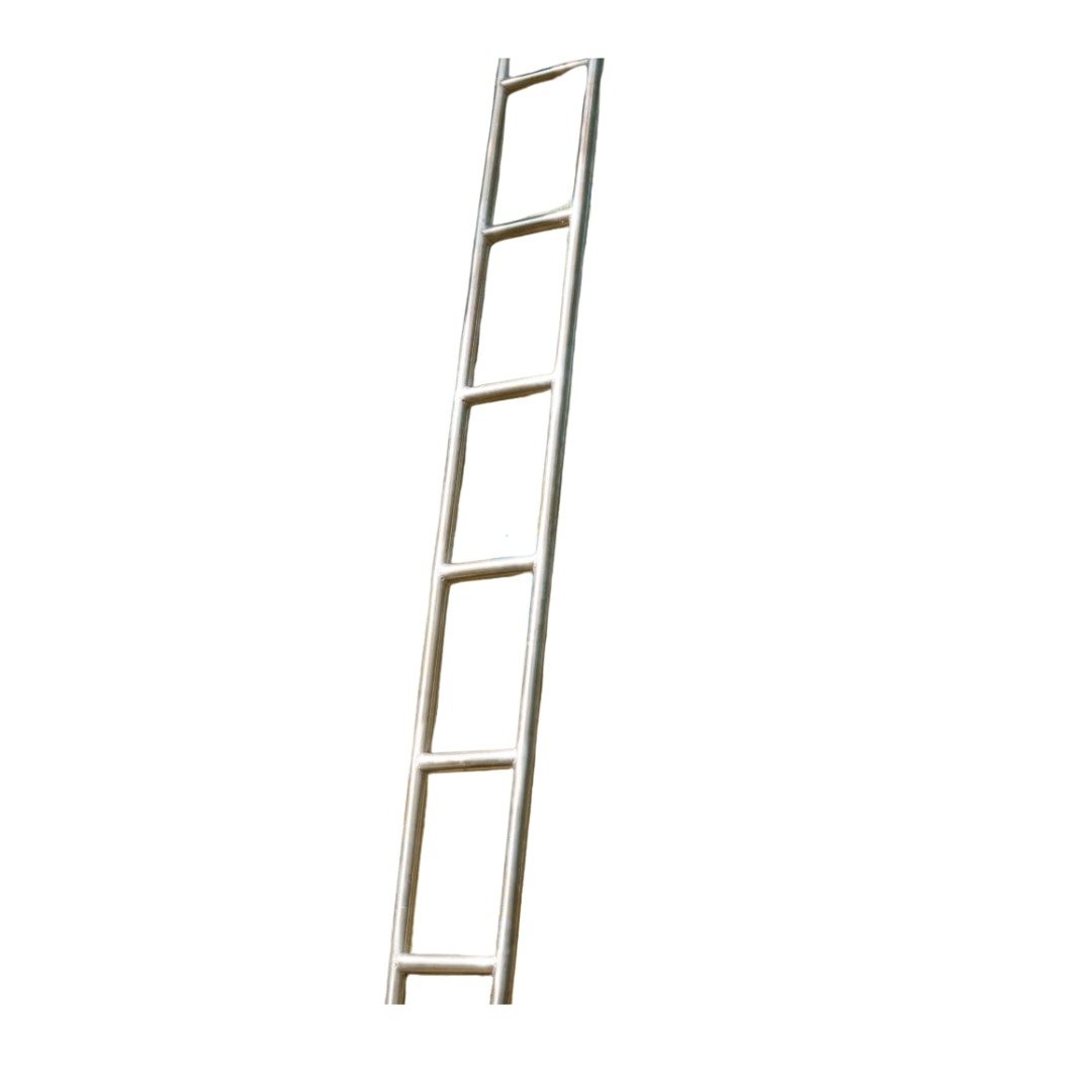 Escalera Fija en Acero Inoxidable 304 7 peldaños.